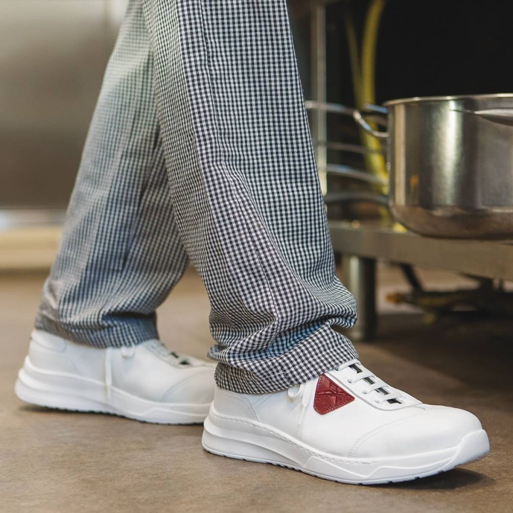 Extreme White - Image 8